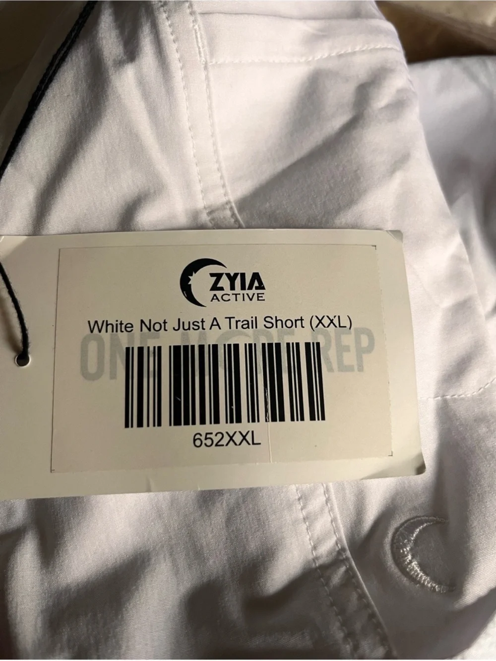 Zyia Not Just A Trail White Athletic Shorts XXL Running Activewear NWT